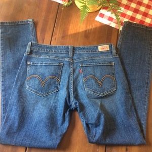 Levi’s too super low 524 blue jeans mid rise